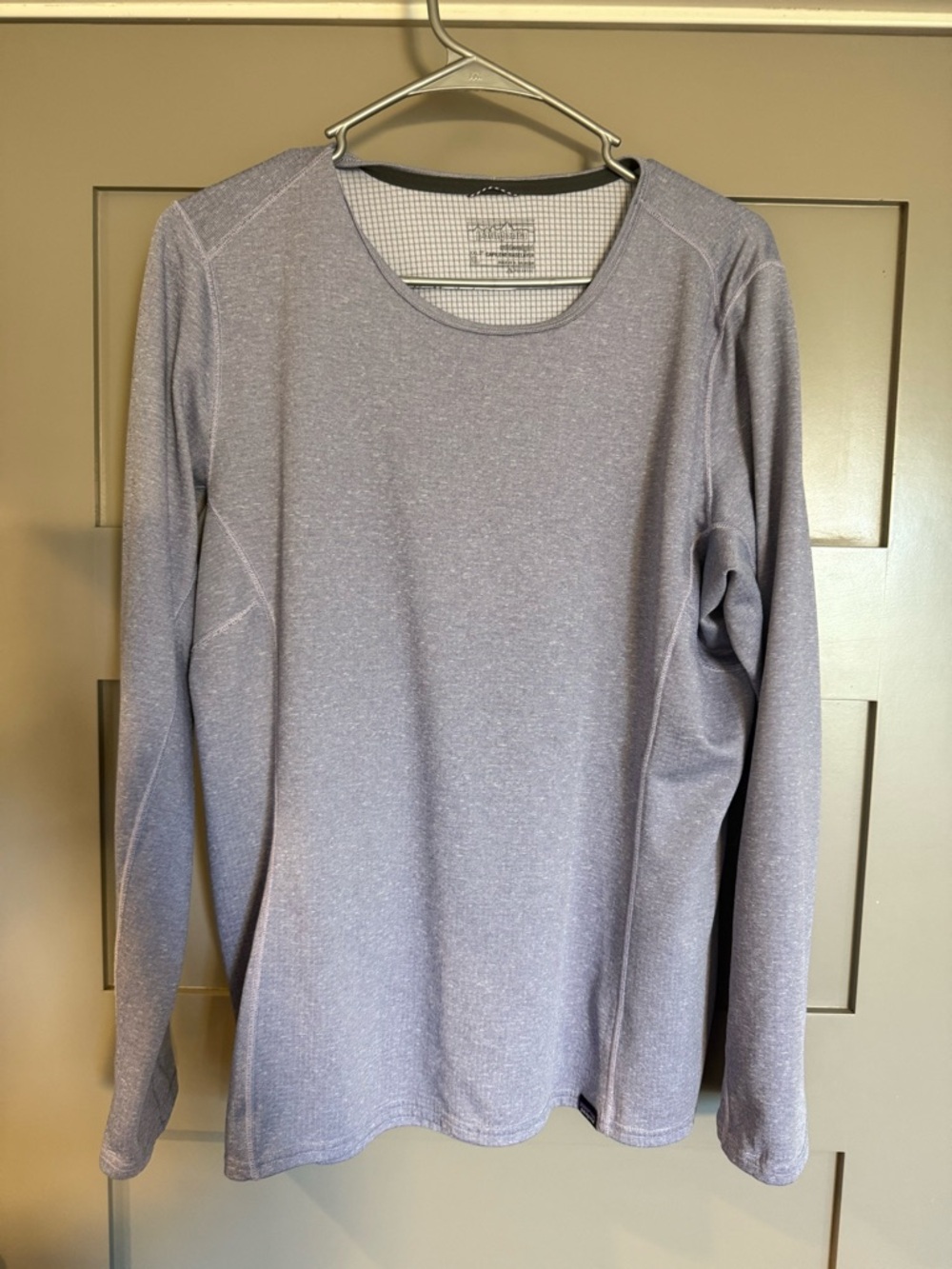 Patagonia Women's Heather Light Purple Long Sleeve Top